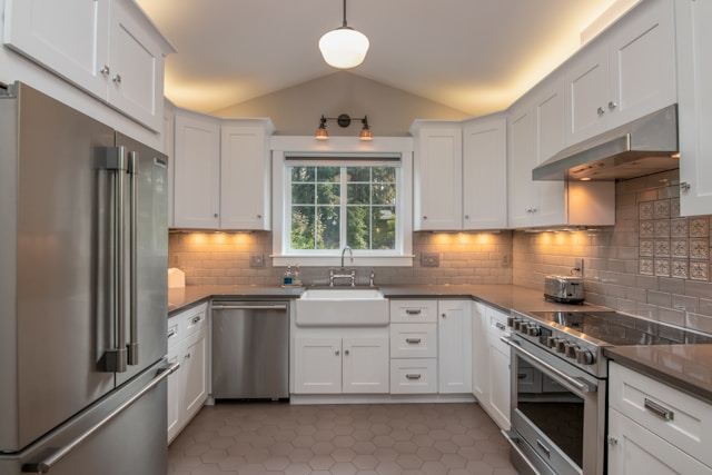 Factory-Direct Kitchen Cabinets: How Kitchens Direct NJ Saves You Time and Money