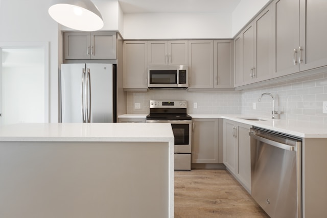 Countertop Installation in Princeton: Choose the Perfect Surface With Kitchens Direct’s Expert Guidance